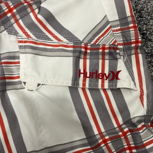 Hurley Board Shorts 31 - Picture 5 of 10